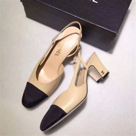 zapatos chanel bicolor|chanel slingback bicolore.